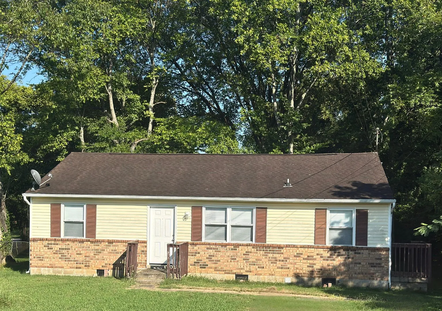 Updated Home with Spacious Living Room and Eat In Kitchen — Photo 1