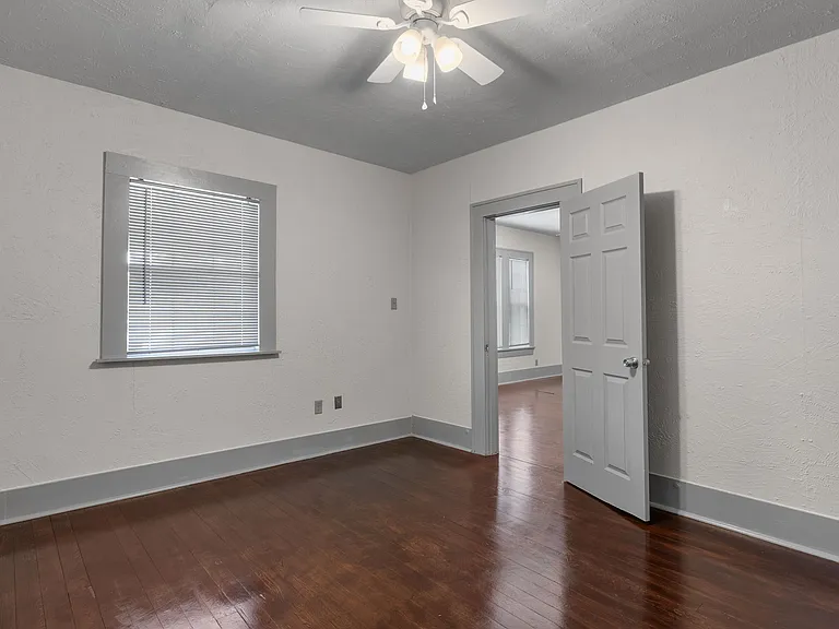 2811 Lawrence Rd — Photo 20