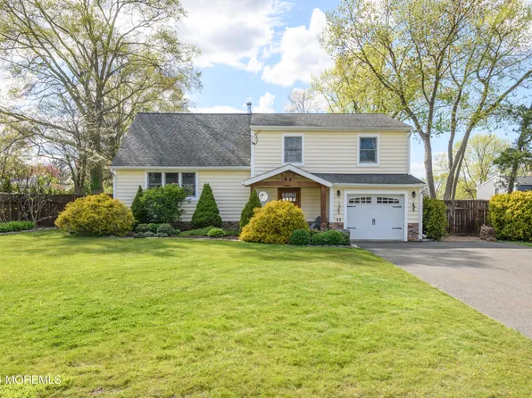 11 Jupiter Street, New Monmouth, NJ 07748