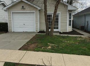 102 Coconut Grove Dr, Nicholasville, KY 40356