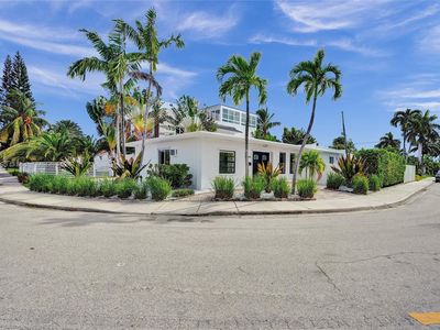 1441 S Treasure Dr, North Bay Village, FL, 33141