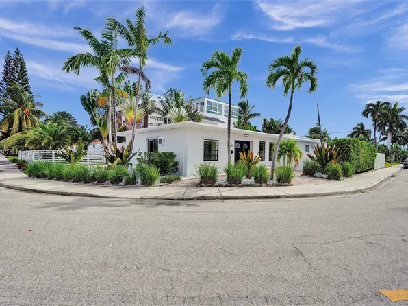 1441 S Treasure Dr, North Bay Village, FL 33141