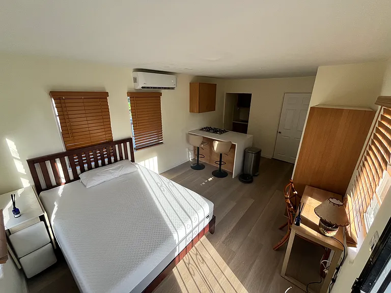 2292 SW 16th Ter #3 — Photo 1
