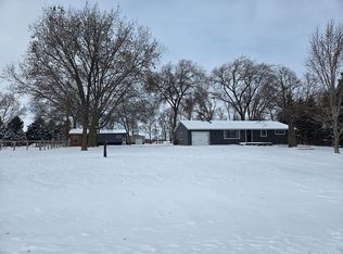 6005 30th Ave SW, Montevideo, MN 56265