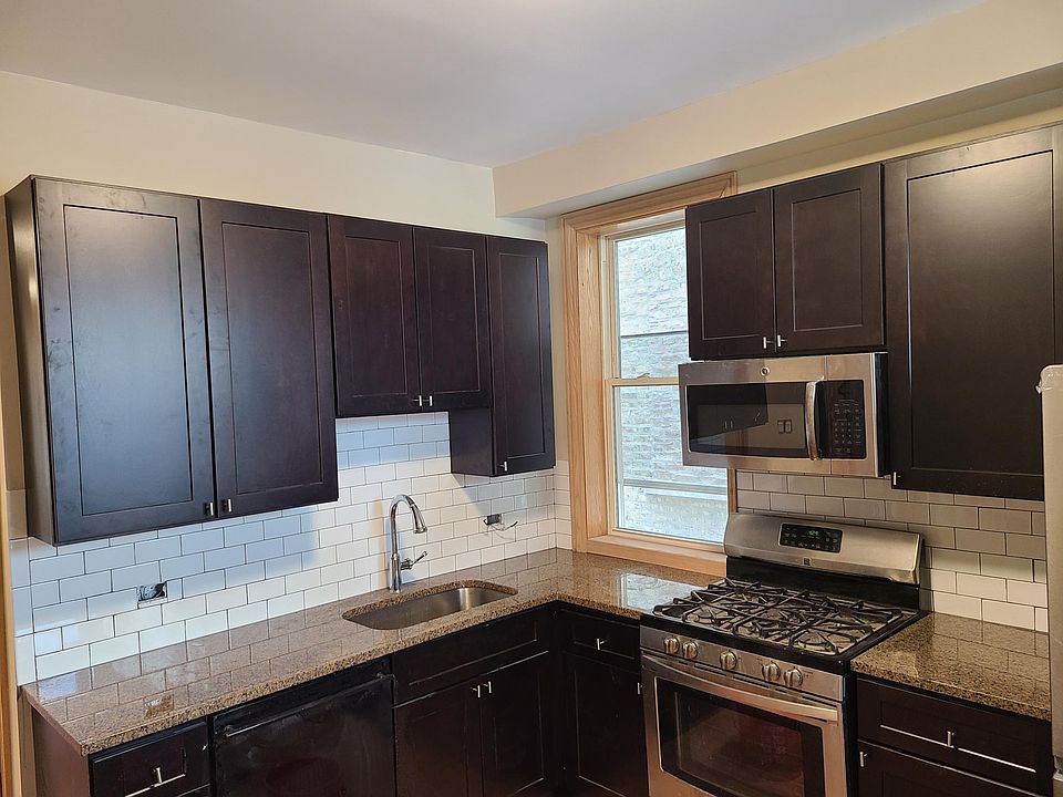 1st image of 2831 W Fullerton Ave APT 1