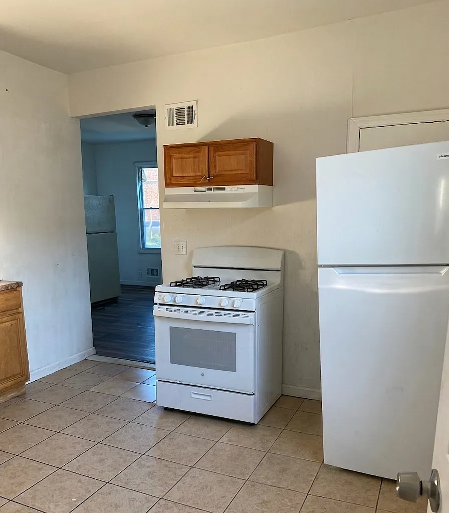 2 bed, $1,890 — Photo 4