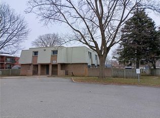 17 Old Pine Trl #156, Saint Catharines, ON L2M 6P9