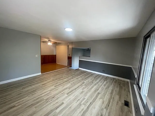 3 bed, 1097 sqft, $2,500 — Photo 4