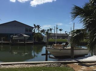 156 E Hilo St, Naples, FL 34113
