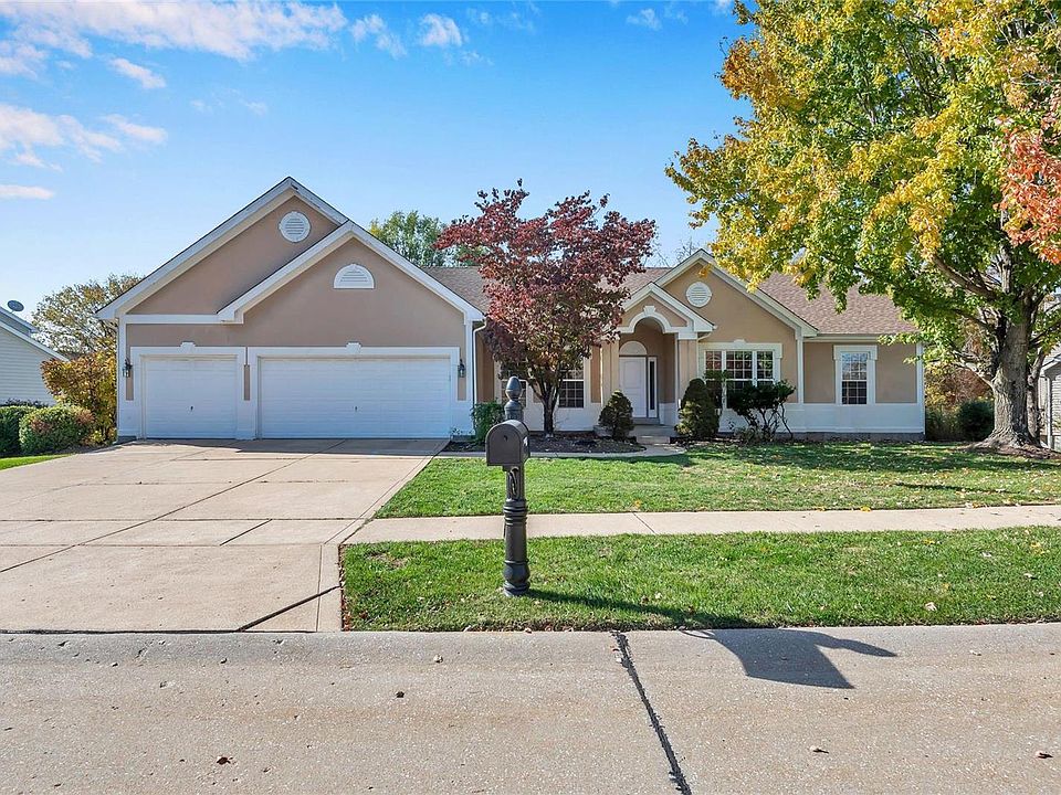 1315 Westhampton Woods Ct, Chesterfield, MO 63005 Zillow