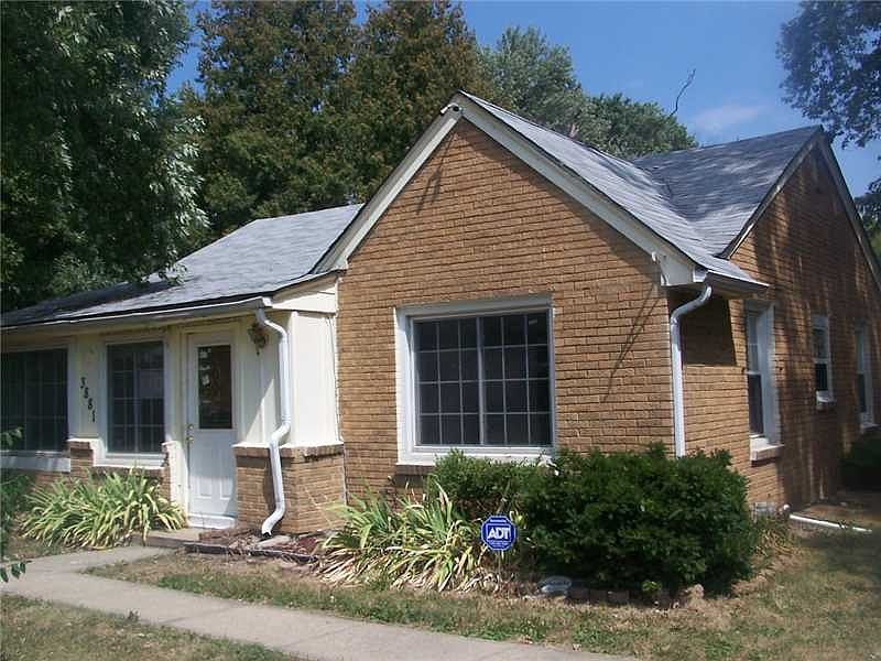 1st image of 3881 N Pasadena St