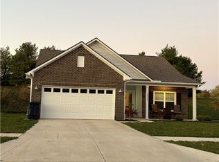 2241 Brookside Dr, Lancaster, OH 43130