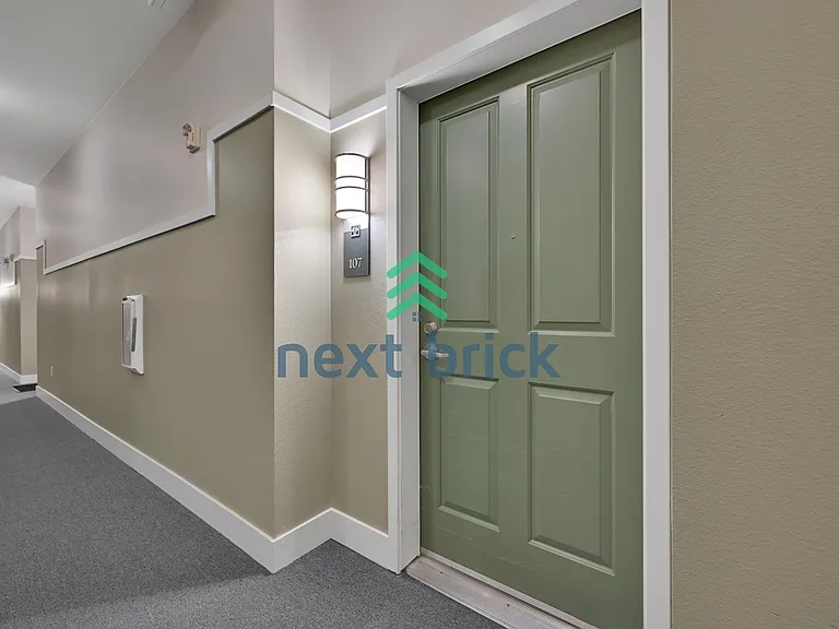 16275 NE 85th St #107 — Photo 4