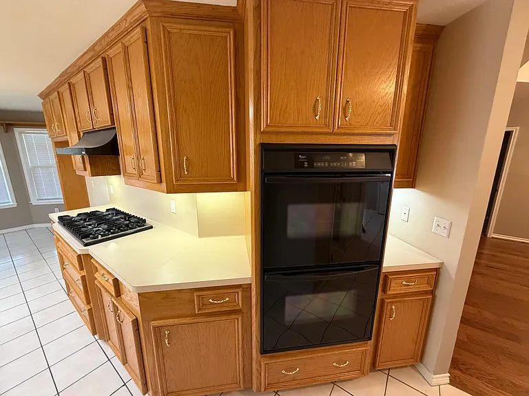 1708 Gray Stone Dr — Photo 8