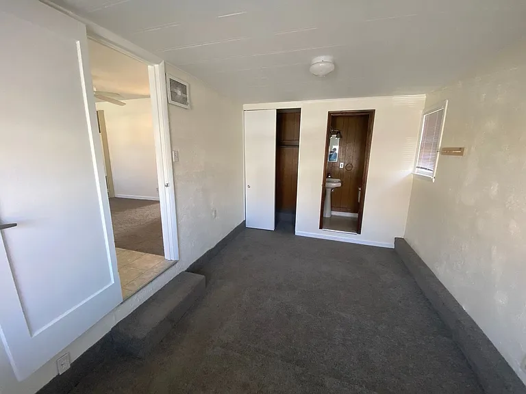710 Hood Ave — Photo 9