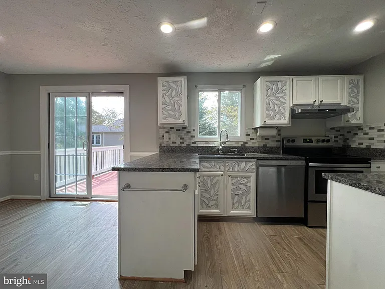 11020 Outpost Dr — Photo 9