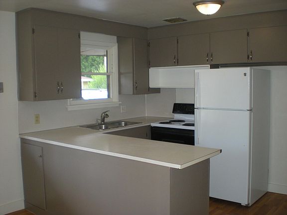 3rd image of 4545 13th Ave SE