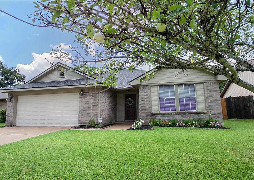 1st image of 14222 Royal Hill Dr