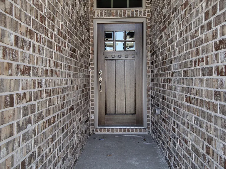 12376 Iveson Dr — Photo 3
