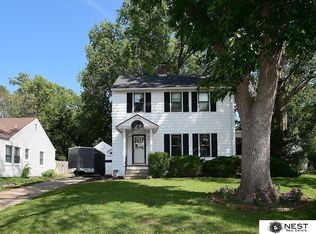 2140 S 33rd St, Lincoln, NE 68506