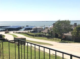 155 Henry M Chandler Dr, Rockwall, TX 75032