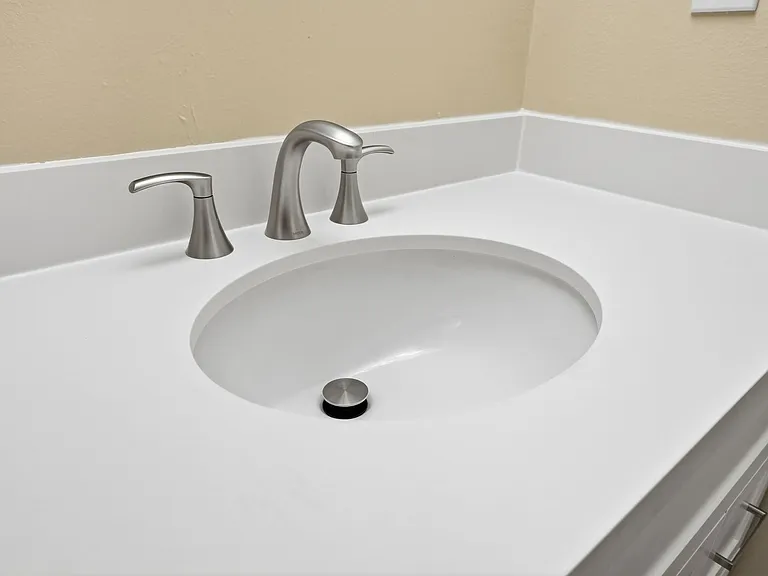 310A Redwood Ave — Photo 15