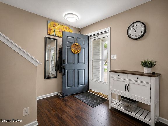 3rd image of 10514 Harrogate Ct