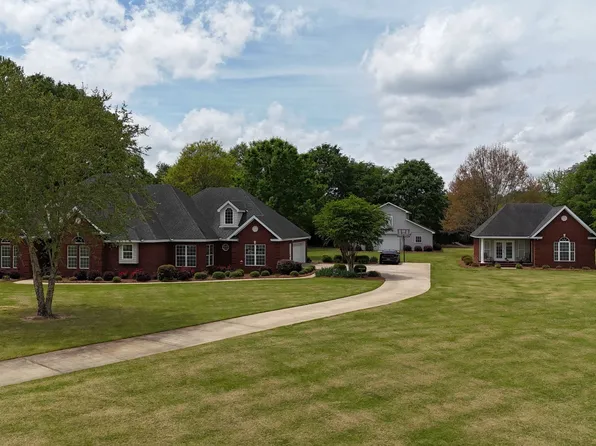 2314 Wynoaks Dr, Prattville, AL 36067