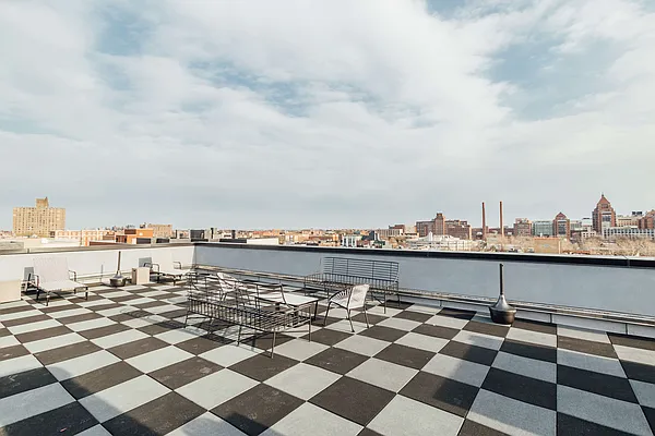 Rented by Nooklyn NYC LLC | media 41