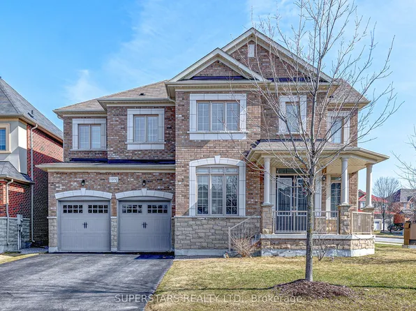 1070 Wilbur Pipher Cir, Newmarket, ON L3X 3H7