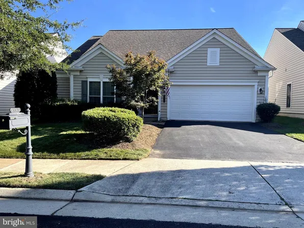 44473 Blueridge Meadows Dr, Ashburn, VA 20147