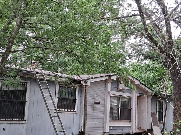 801 NW County Road 3330, Frost, TX 76641