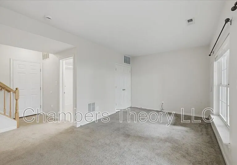 42693 Rolling Rock Sq — Photo 36