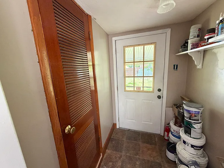 428 Lucas Creek Rd — Photo 33