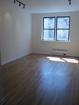 Rented by City & Suburban | media 41