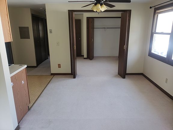 3rd image of 1333 Pierce Ave