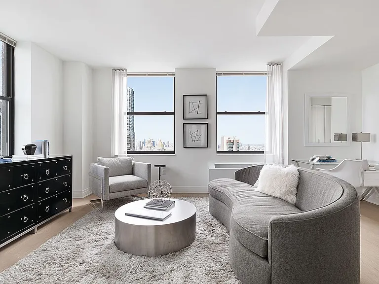70 Pine St #3302 — Photo 3