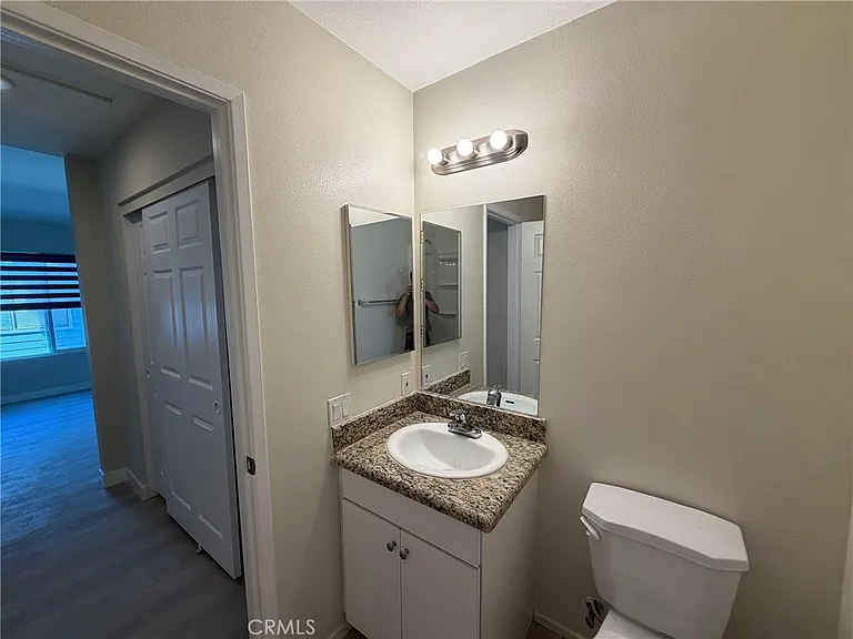 483 Deerfield Ave — Photo 17