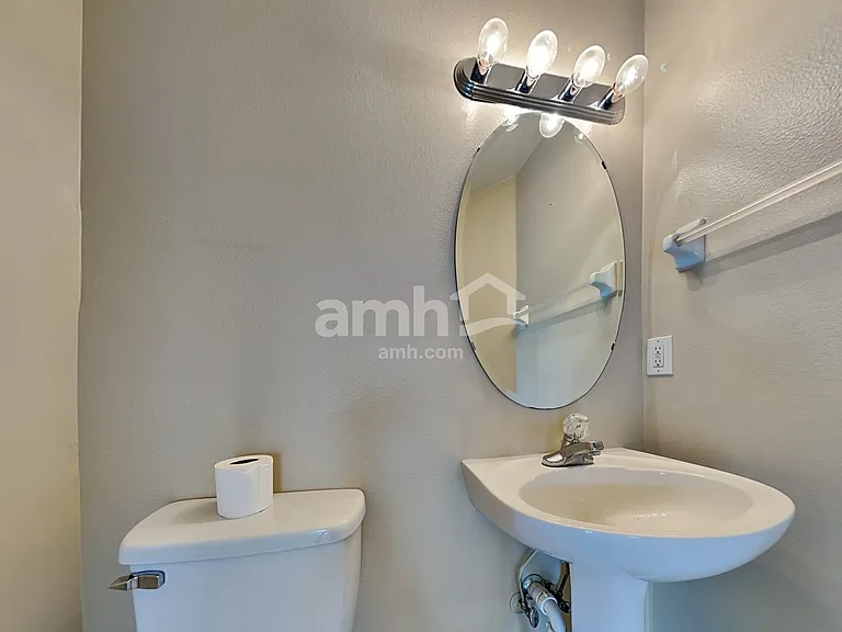 5233 Mango Fruit St — Photo 6