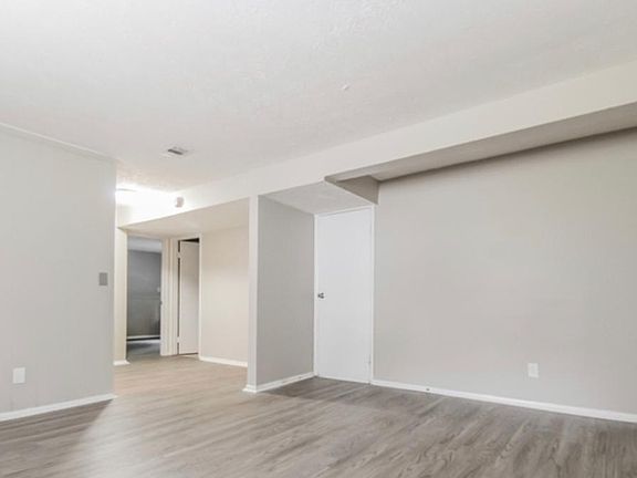 3rd image of 1379 Robin Hill Dr #A