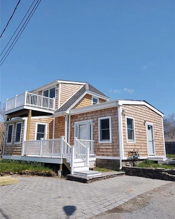 17 Crescent Rd