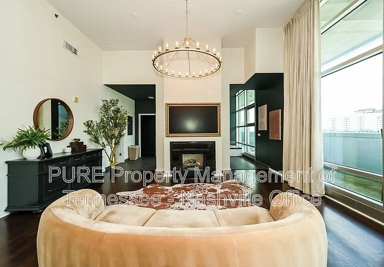700 12th Ave S #1404 — Photo 22