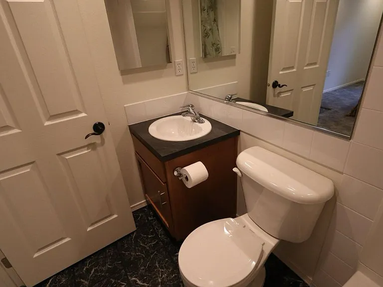 basement full bathroom