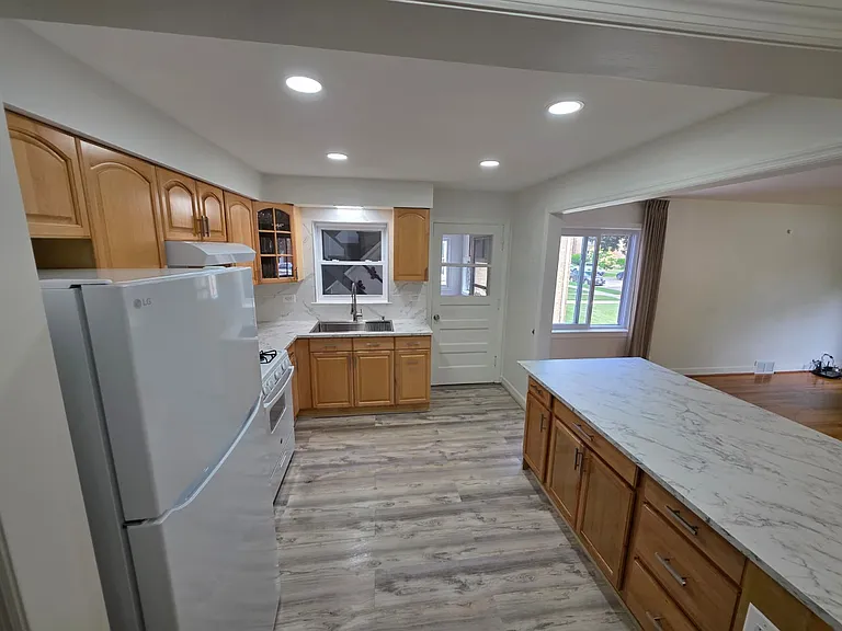 8206 Kilpatrick Ave #2 — Photo 5