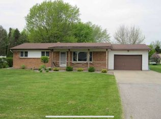 5915 Mackinaw Rd, Saginaw, MI 48604