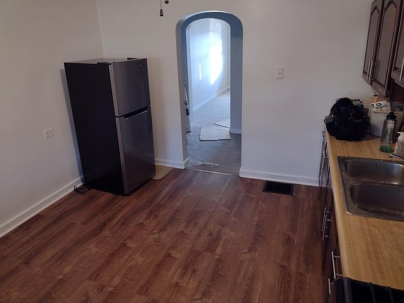 Kitchen (granite counter top will be installed 2nd week of December)