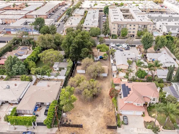 7840 Ventura Canyon Ave, Panorama City, CA 91402