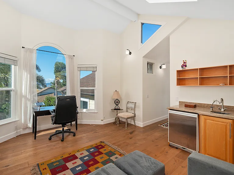 7901 Berger Ave — Photo 27
