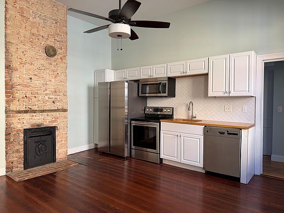 4th image of 811 3rd Ave