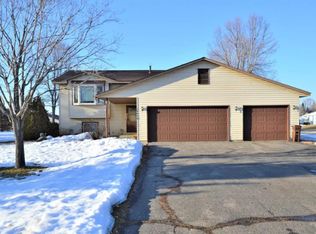 19930 Dassel Ln, Rogers, MN 55374